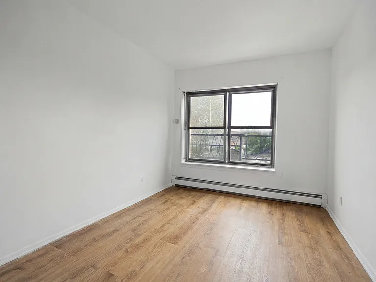 204 Woodcliff Ave #4CUNIT-4C — Photo 9