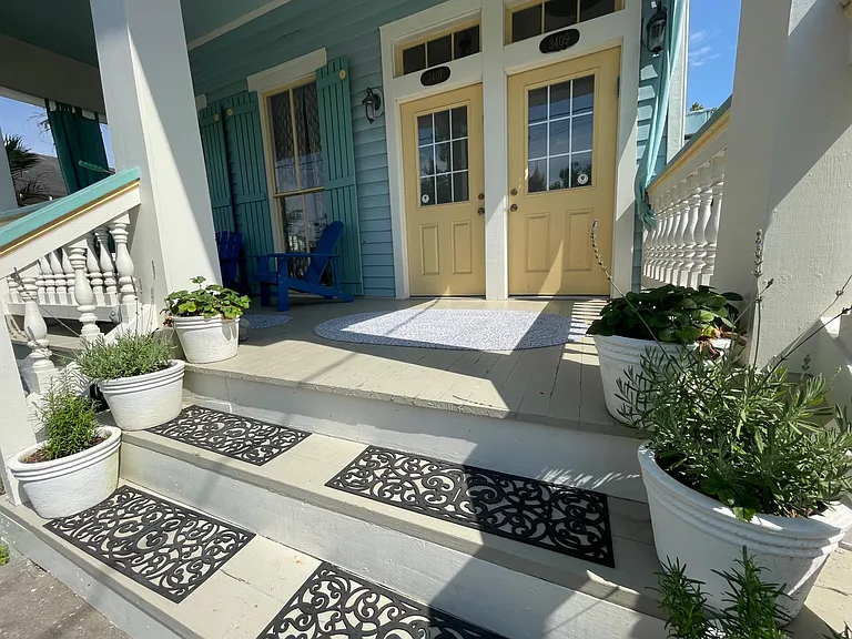 3407 Avenue L #3407 — Photo 1
