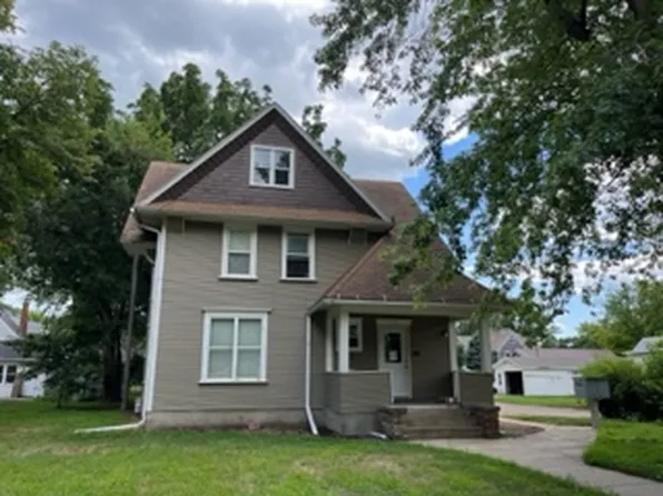 315 E Main St, Vermillion, SD