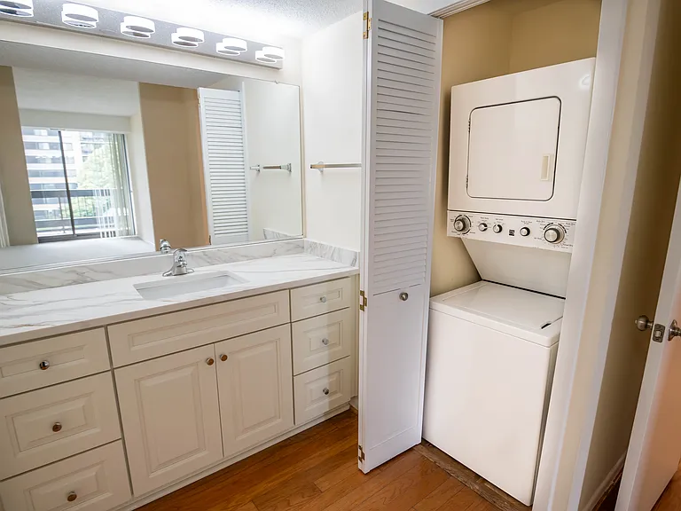 Washer & Dryer
