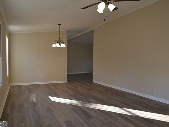 3rd image of 158 Charles Johnson Rd