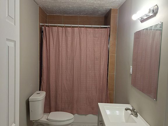 4th image of 518 White Ave #1
