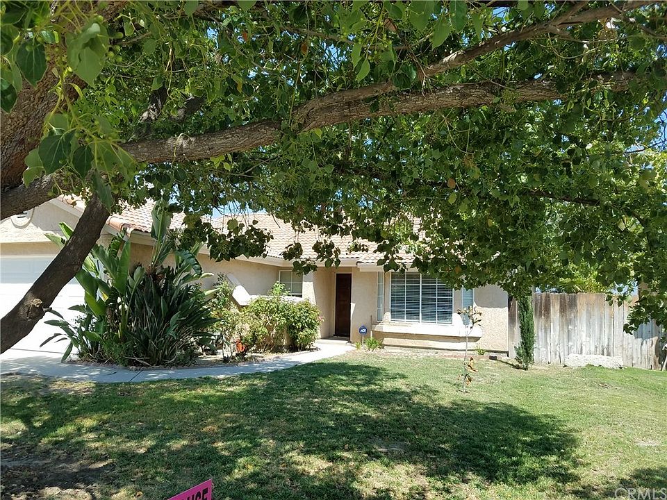 1st image of 1066 Gloria Dr