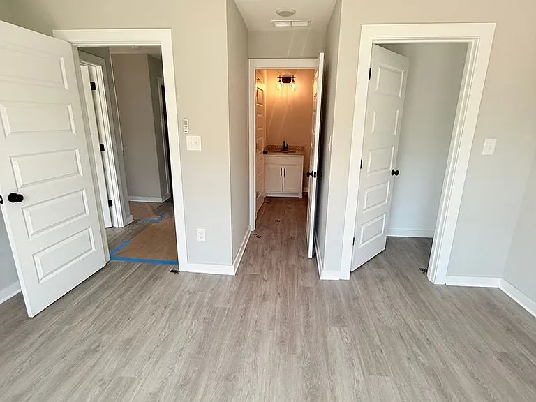 785 Whitehall Rd — Photo 22