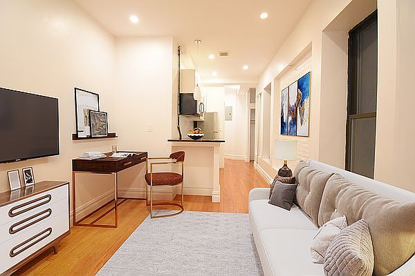 1st image of 359 W 54th St APT 5RN