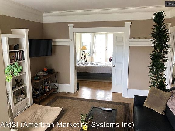 2nd image of 1360 Green St APT 3
