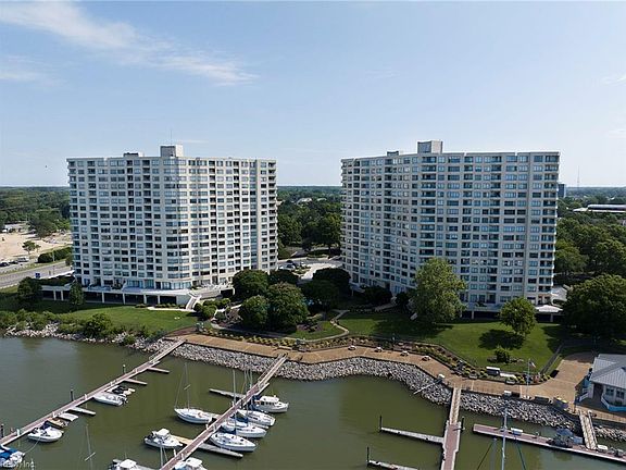 2nd image of 7505 River Rd APT 12D