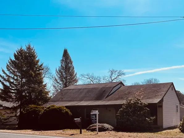 75 Frost Rd, Tyngsboro, MA 01879