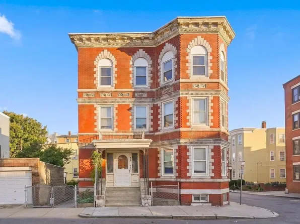 32 Ashley St #3, Boston, MA 02128