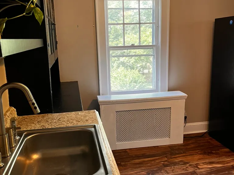 Eat in kitchen