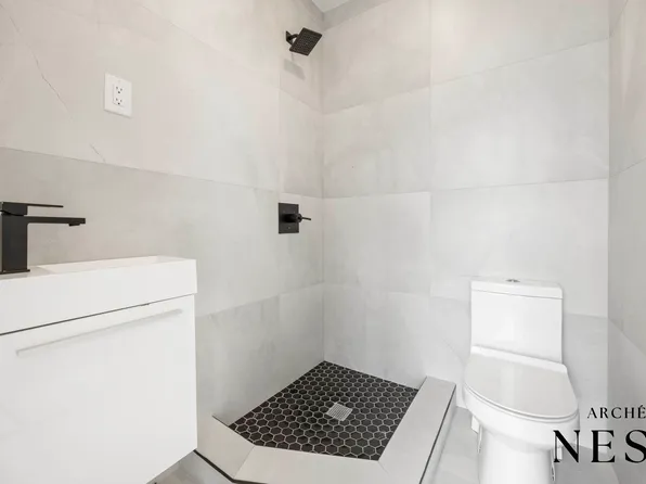 462 East 29th Street image 3 of 20