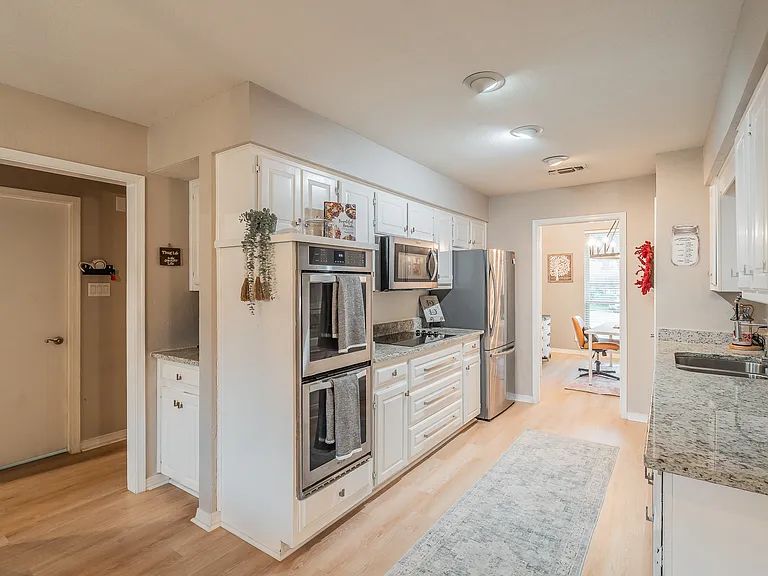 3416 Ainsworth Ct — Photo 9