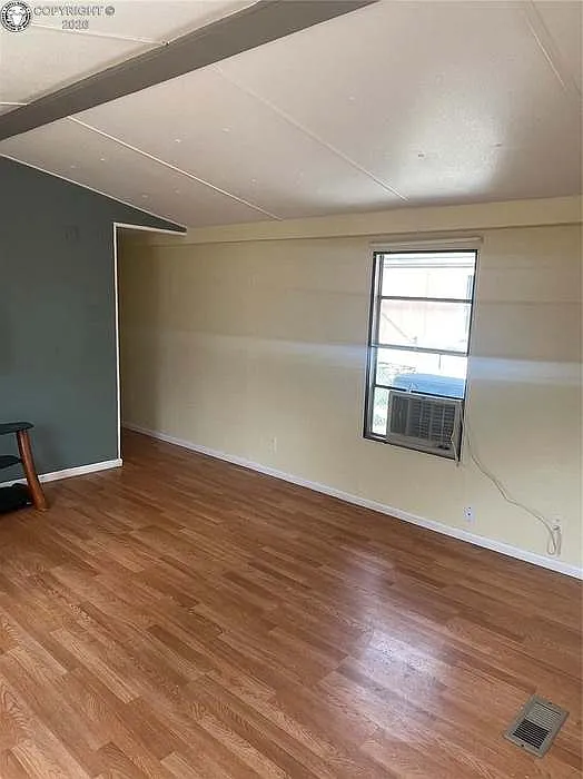 600 Raintree Blvd — Photo 4