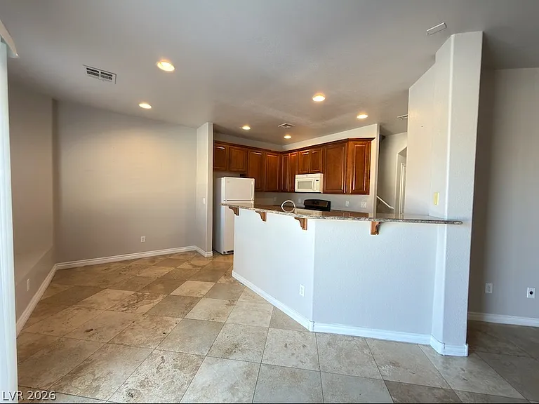 215 Animated Ct — Photo 7