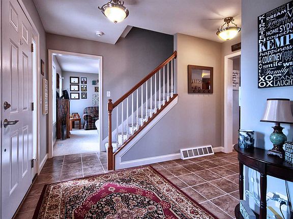 2nd image of 4230 Douthart Pl