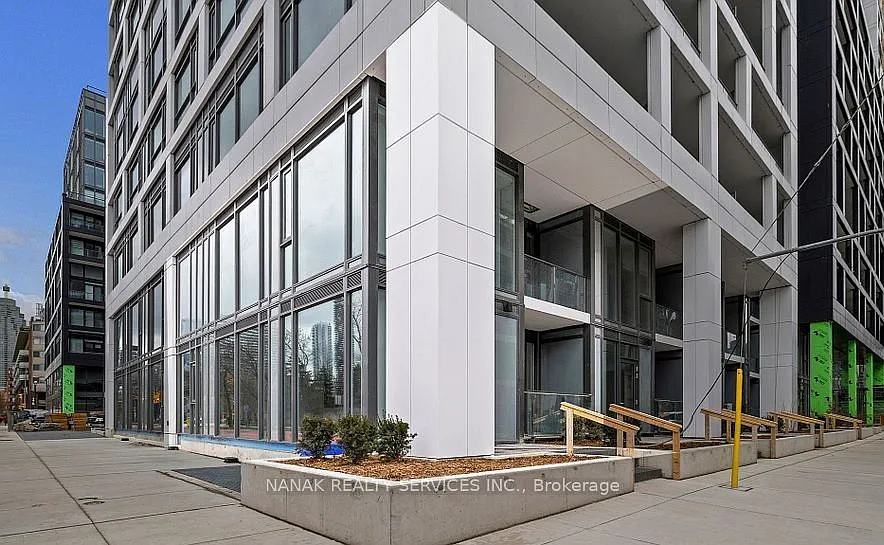 60 Princess St #204 photo 1