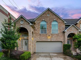 7630 N Linpar Ct, Houston, TX 77040