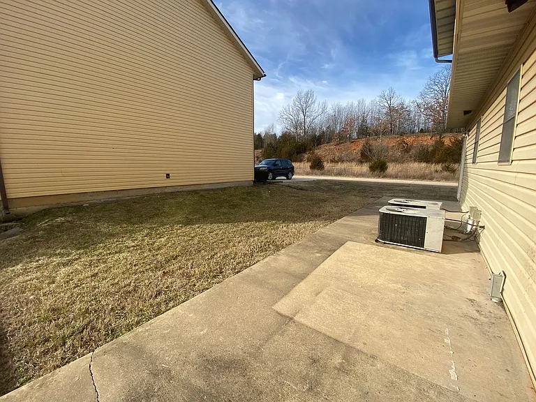 162 Vickie Lynn Ln — Photo 4