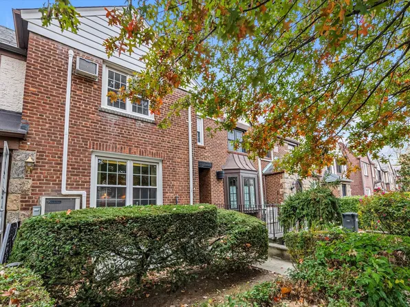 67-56 Exeter Street image 21 of 25