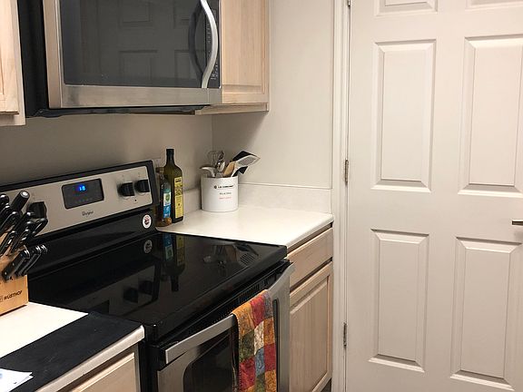 4th image of 900 Bitner Rd APT C26