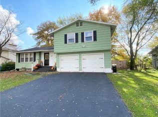 20 Jay Path, Liverpool, NY 13090