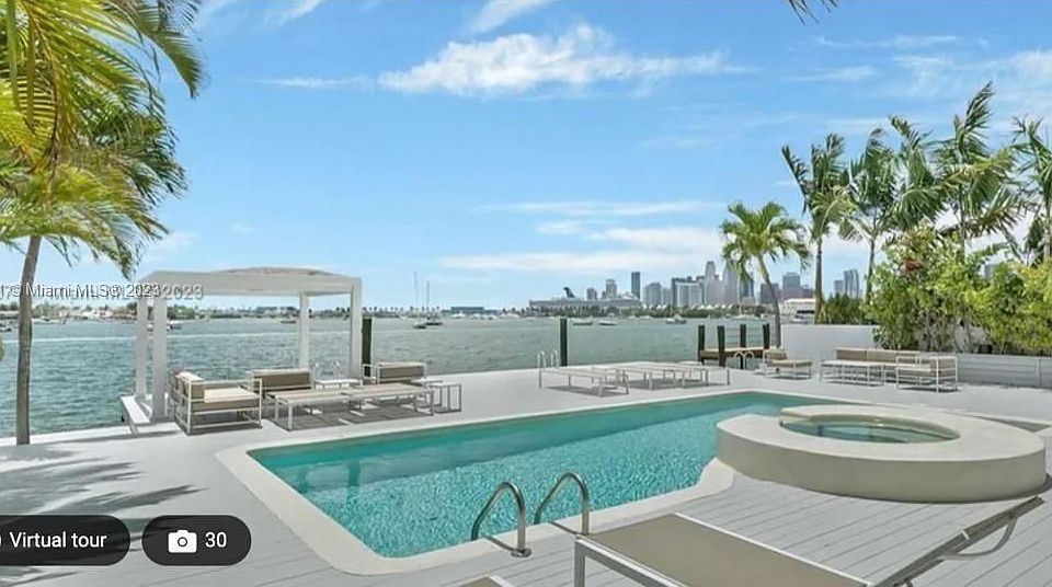 1st image of 1372 S Venetian Way