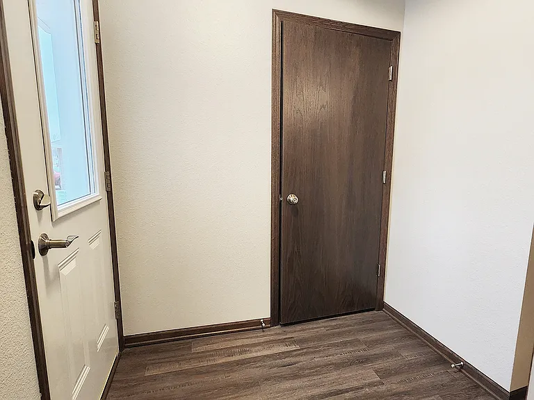 Maple Brook Townhomes — Photo 9