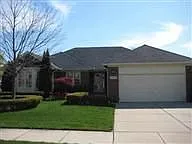 49200 Maplewood Ln photo 1