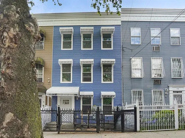 1737 Popham Ave, Bronx, NY 10453