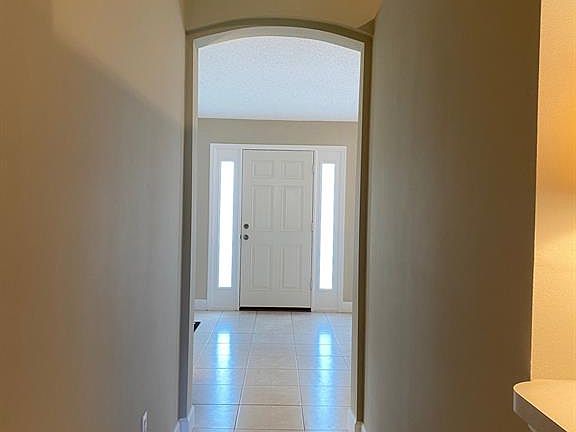5th image of 2221 Royal Palm Dr