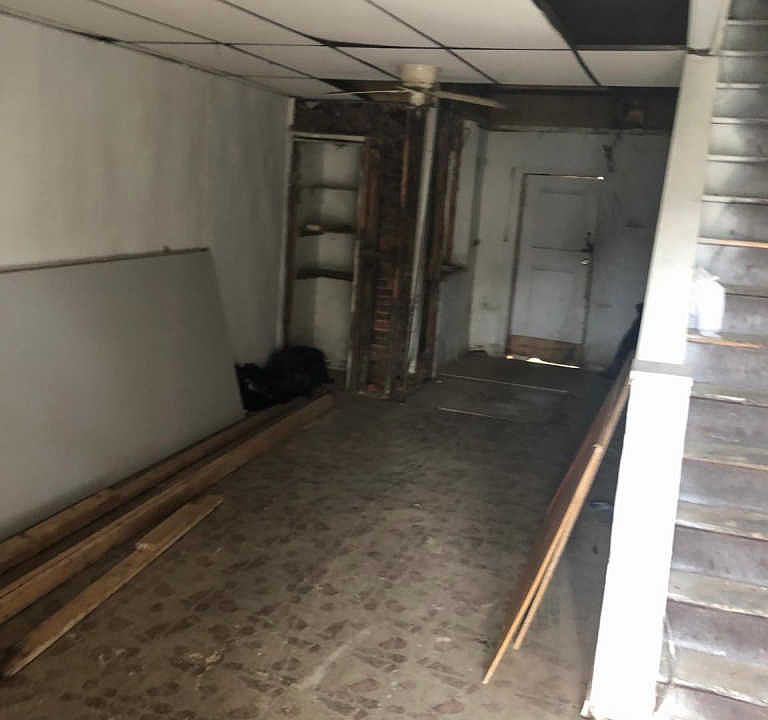 2nd image of 45 E Collom St