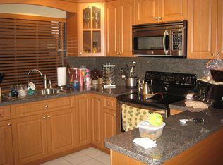 6334 NW 173rd Ln, Hialeah, FL 33015