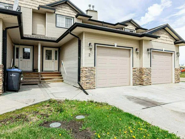 2 NE Legend Ct, Sylvan Lake, AB T4S 0B1