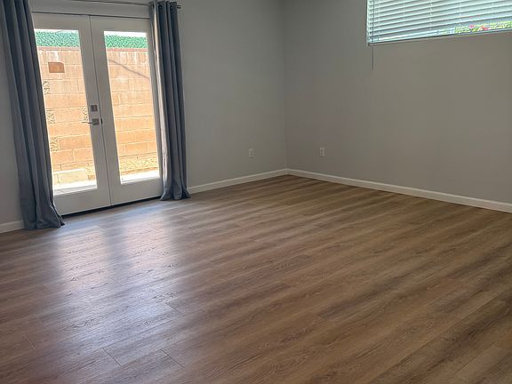 4th image of 20734 Lull St