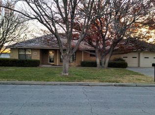 1605 Texas St, Perryton, TX 79070