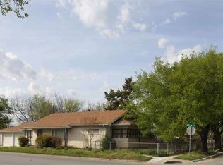 301 12th Ave NW, Ardmore, OK 73401