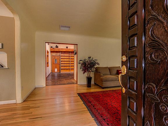 4th image of 3005 Santa Clara Ave SE