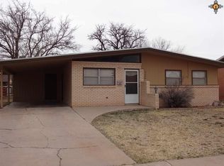 2006 Runyan Ave, Artesia, NM 88210
