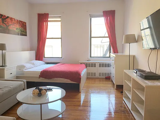 Rented by Big Apple Living | media 27