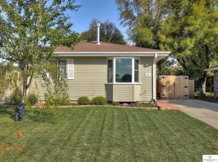 438 Adams St, Lincoln, NE 68521
