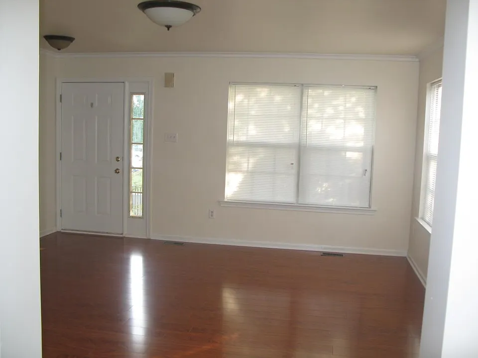 116 Durham Ct