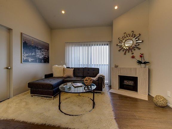 3rd image of 3760 Sawtelle Blvd APT 304