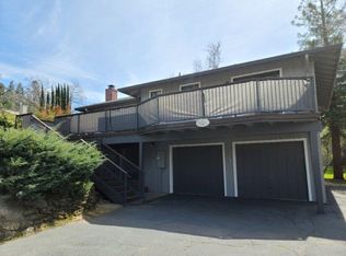 12003 Lakeshore S, Auburn, CA 95602