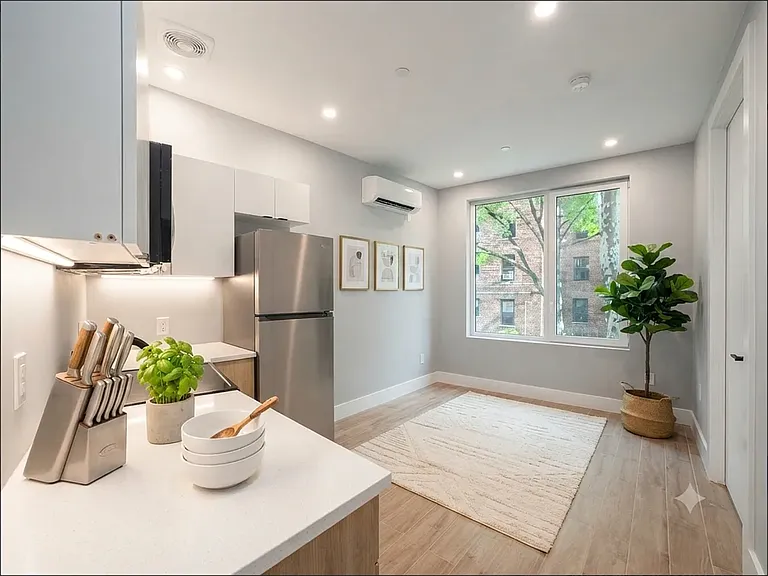 805 Midwood St #4CC — Photo 5