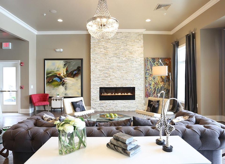 1st image of 521 Kamilah Ln