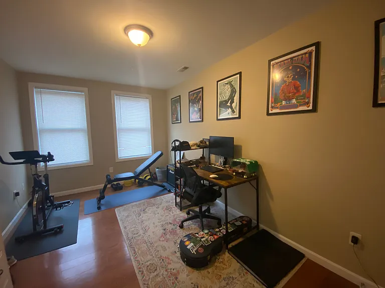 51 Chelsea St #2 — Photo 6