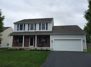 607 Caffrey Ct E, Grove City, OH 43123