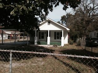 385 Walker St, Jesup, GA 31546