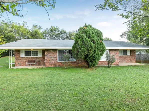 2452 Hickory Valley Rd, Chattanooga, TN 37421