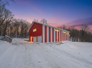 2292 Sands Rd, South Frontenac, ON K0H1H0